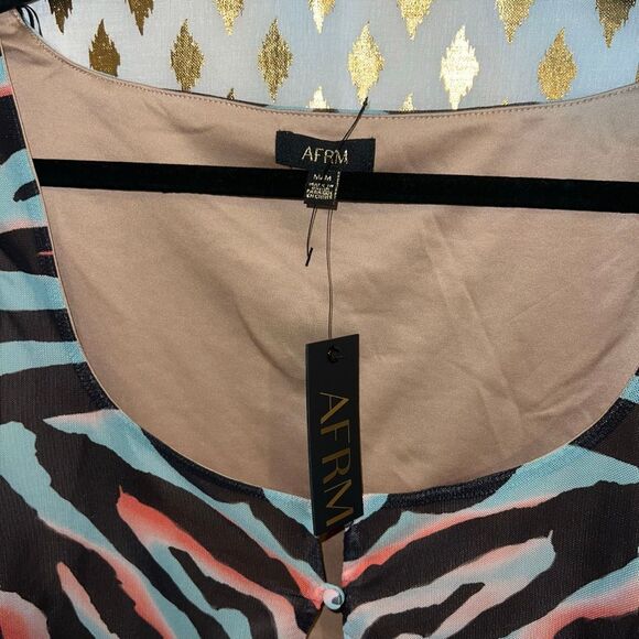 NWT Afrm Nylah Crop Top In Teal Zebra Square Neckline Front Loop Button Clos mes - Picture 5 of 6